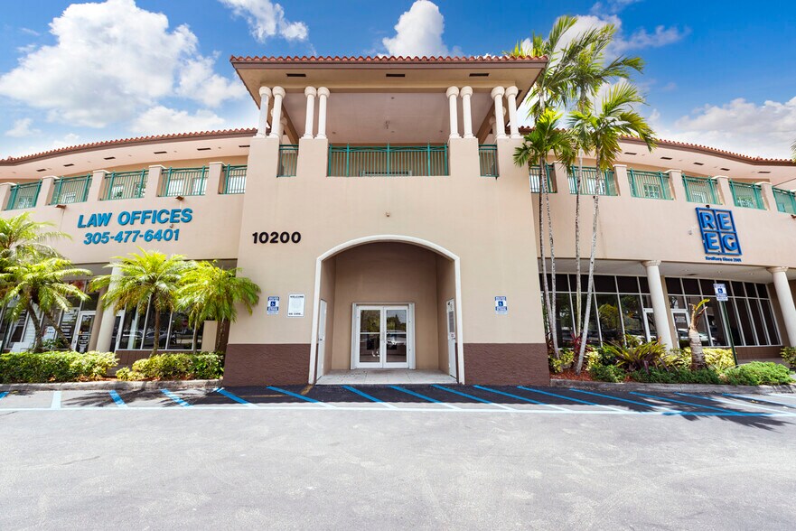 More Photos Of 10200 NW 25th St, Doral Light Distribution For Sale