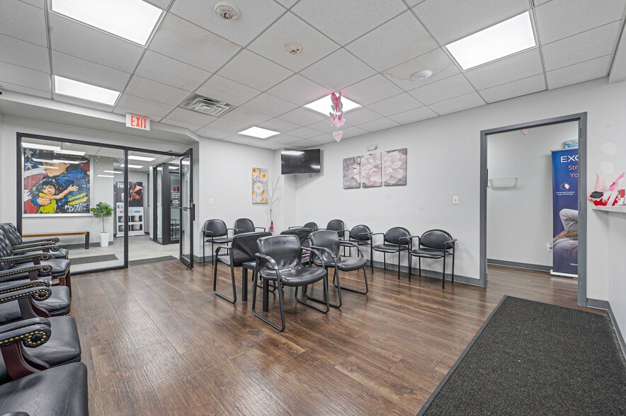 More Photos Of 325 Merrick Ave, East Meadow Medical For Sale