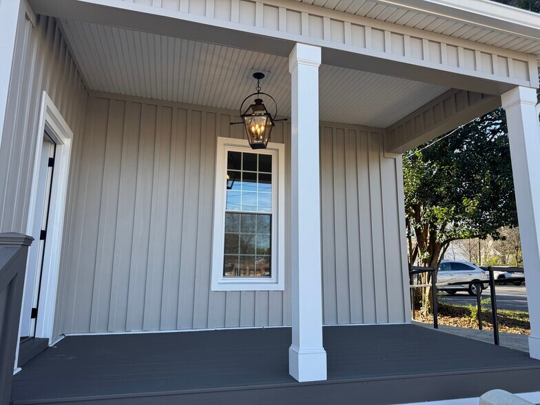 More Photos Of 159 Church St Ne, Concord Office Residential For Lease