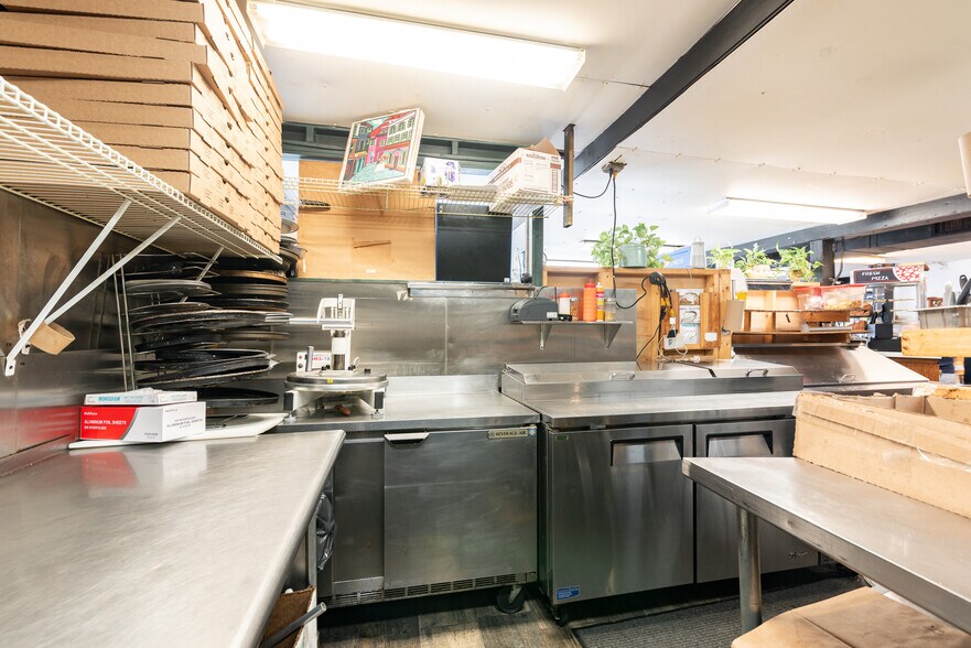 More Photos Of 65 Henry Law Ave, Dover Restaurant For Sale