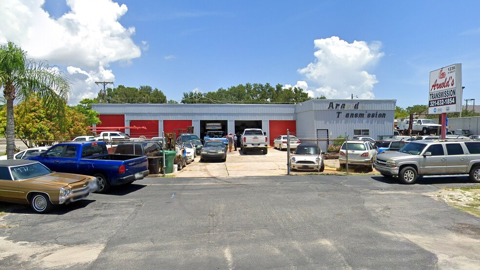 Primary Photo Of 1236 W King St, Cocoa General Retail For Lease