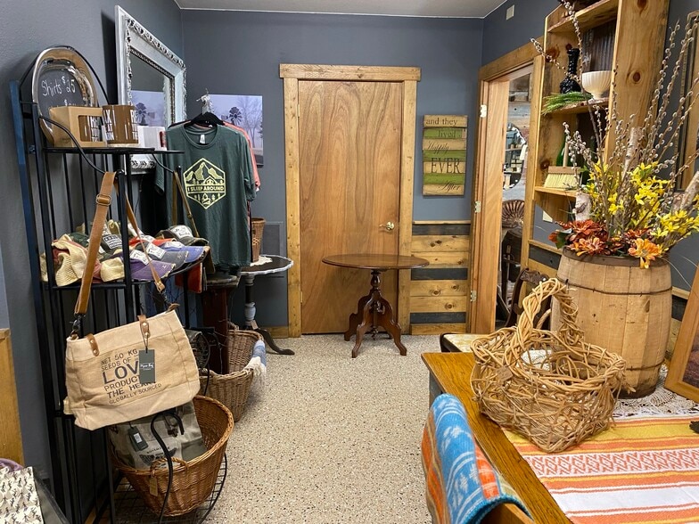 More Photos Of W2003 State Road 21, Berlin Daycare Center For Sale