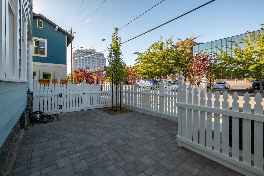More Photos Of 214 Stewart St, Reno Apartments For Sale