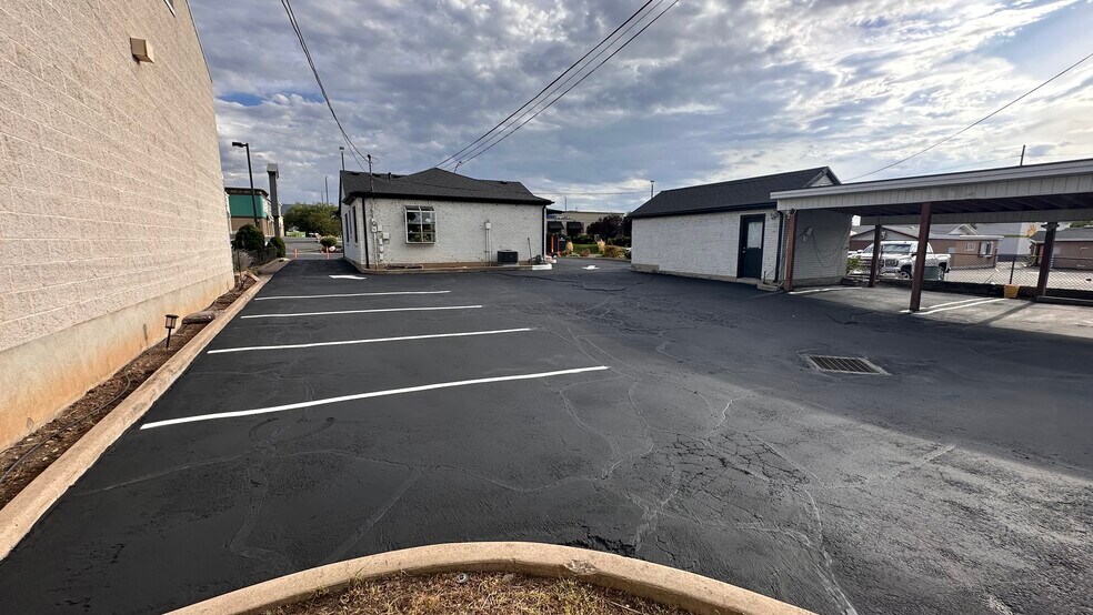 More Photos Of 152 W 500 S, Bountiful Office For Sale