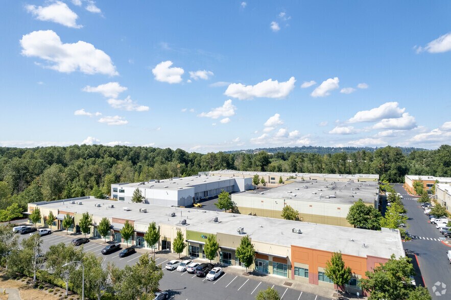 More Photos Of 1000 SW 34th St, Renton Warehouse For Lease
