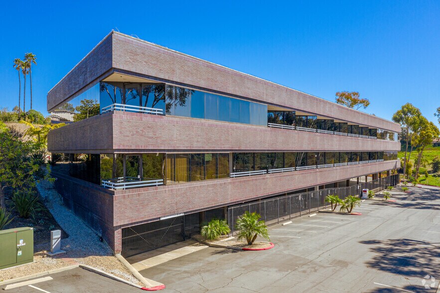 More Photos Of 4375 Jutland Dr, San Diego Loft Creative Space For Sale