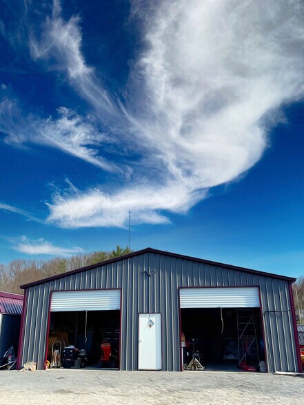 More Photos Of 2040 Robert C Byrd Dr, Beckley Storefront Retail Residential For Sale