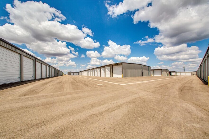 More Photos Of 7373 S Federal Way, Boise Self Storage For Sale