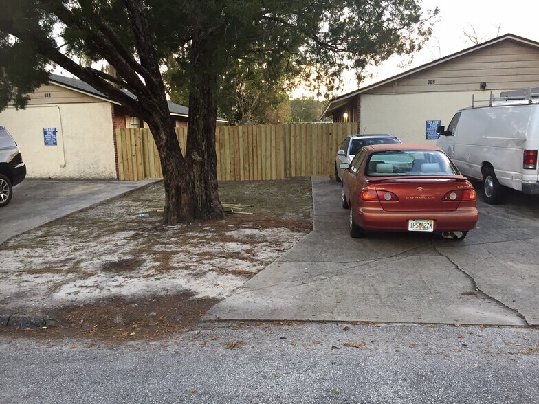 More Photos Of 911 E 108th Ave, Tampa Apartments For Sale
