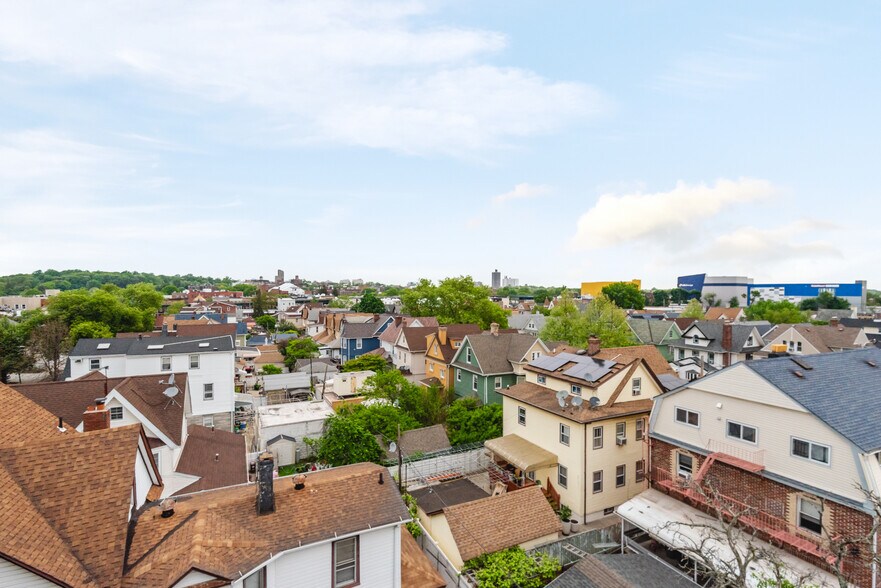 More Photos Of 87-87 116th St, Richmond Hill Multifamily For Sale