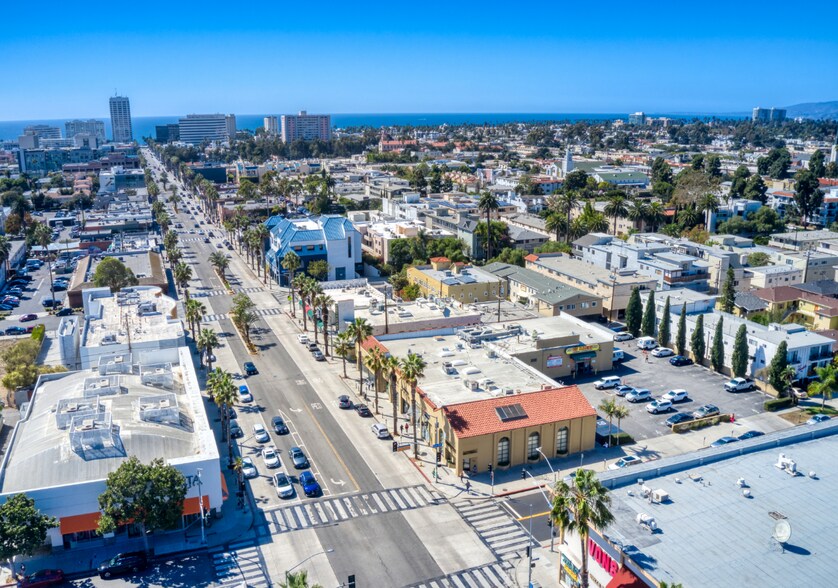 More Photos Of 1229-1231 Wilshire Blvd, Santa Monica Storefront For Lease