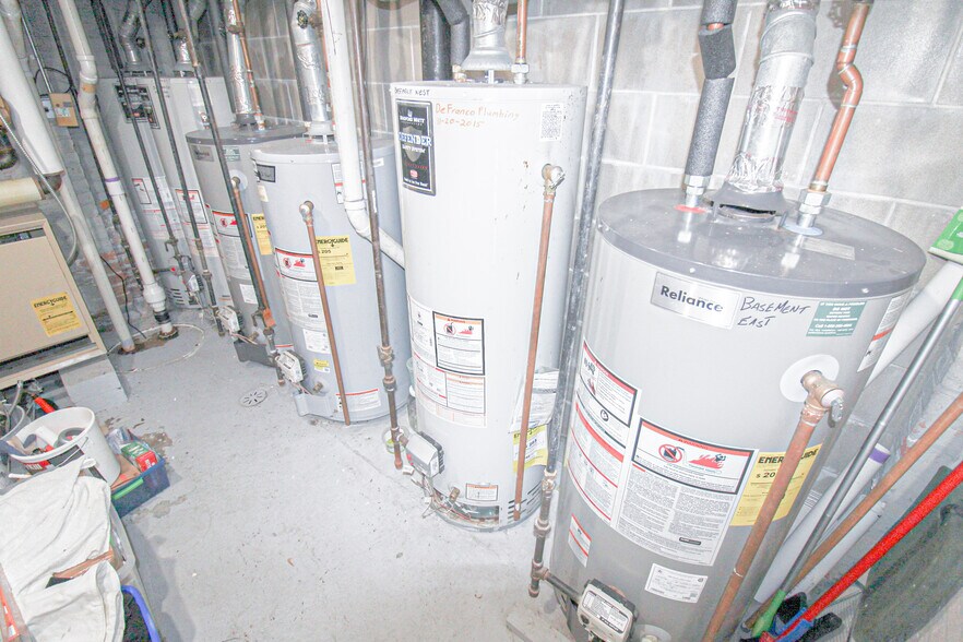 More Photos Of 6667-69 Devon Ave, Chicago Apartments For Sale