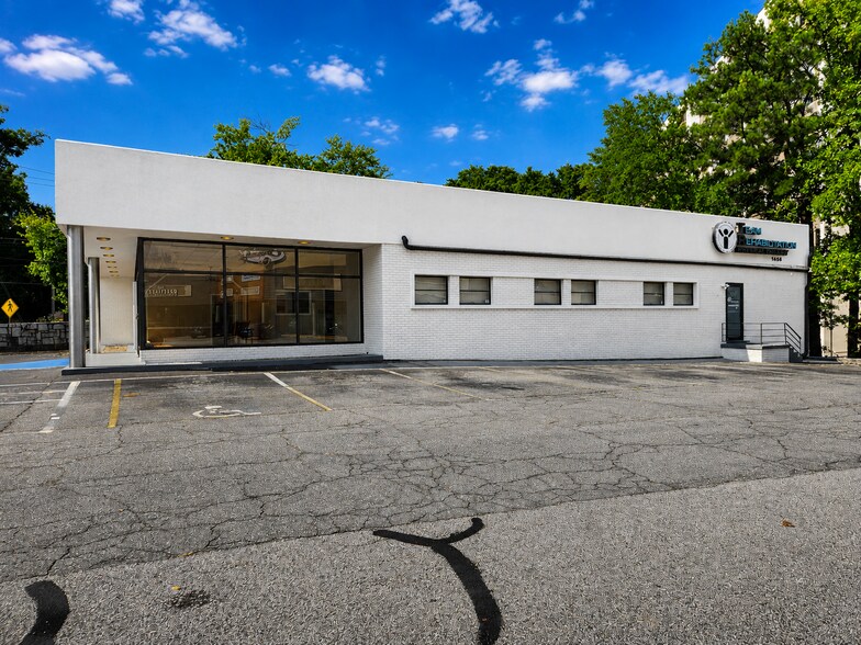 More Photos Of 1452 Church St, Decatur Medical For Lease
