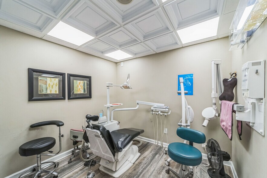 More Photos Of 326 Broad St, Red Bank Medical For Sale