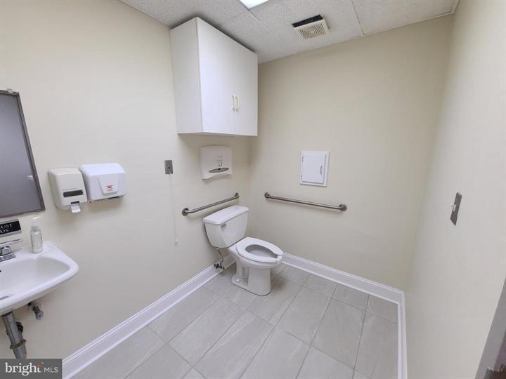 More Photos Of 105 Manheim Ave, Bridgeton Medical For Lease