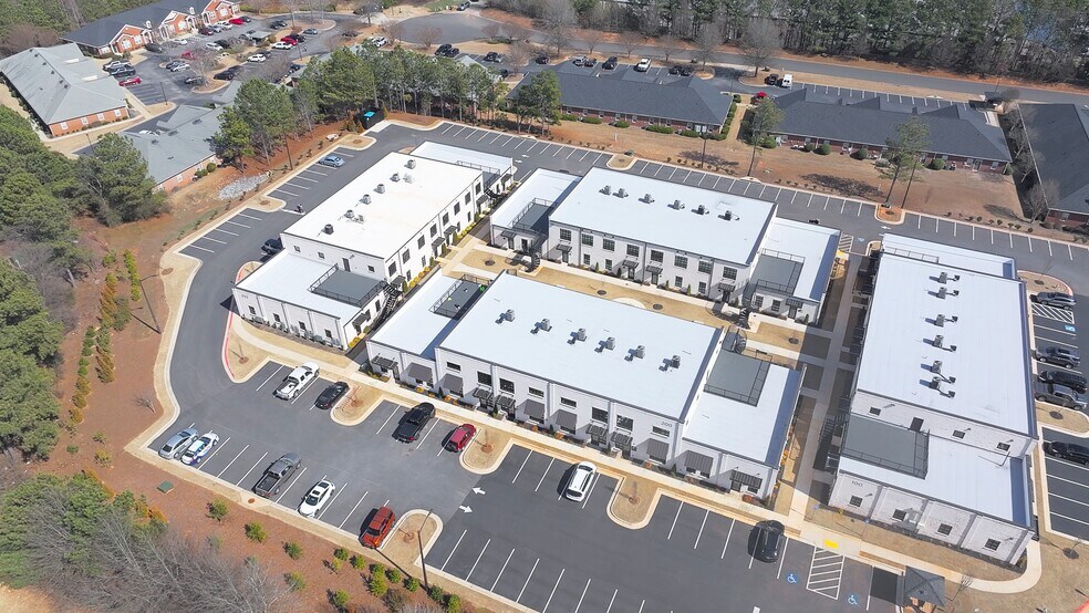 More Photos Of 1740 Grassland Pky, Alpharetta Office For Lease