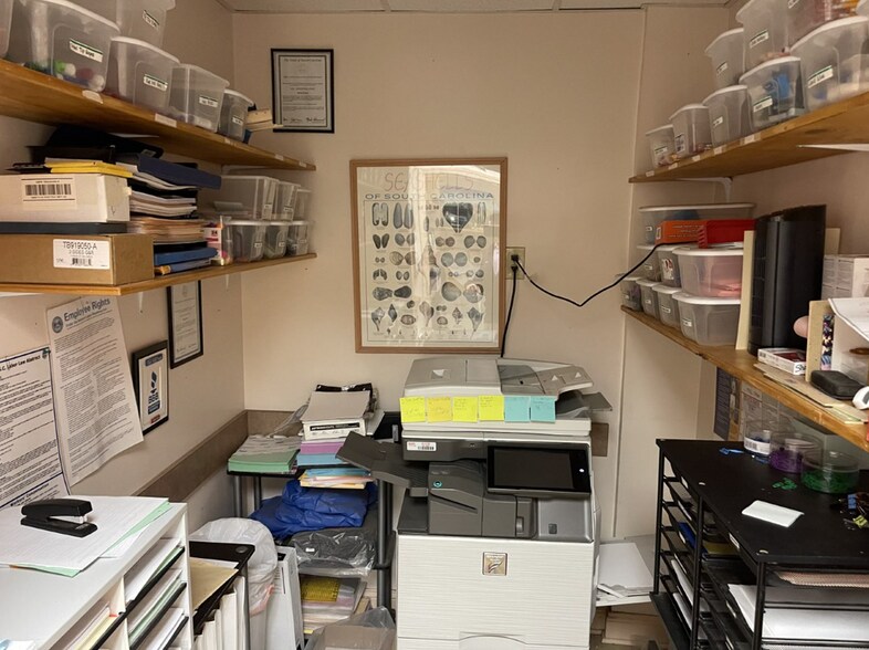 More Photos Of 1101 & 1105 Balsam Rd, Columbia Schools For Sale