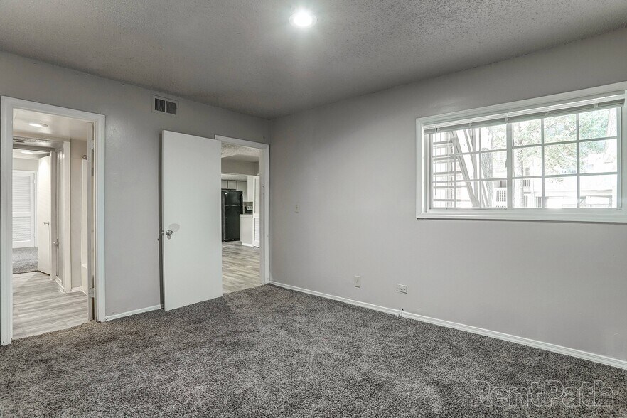 More Photos Of 3218 S 93rd East Ave, Tulsa Apartments For Sale