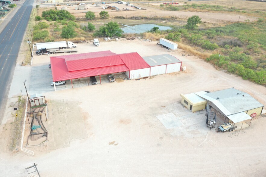 More Photos Of 1207 NW Mustang Dr, Andrews Warehouse For Sale