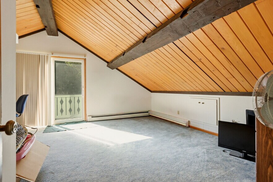 More Photos Of 3771 Colwood Rd, Caro Assisted Living For Sale