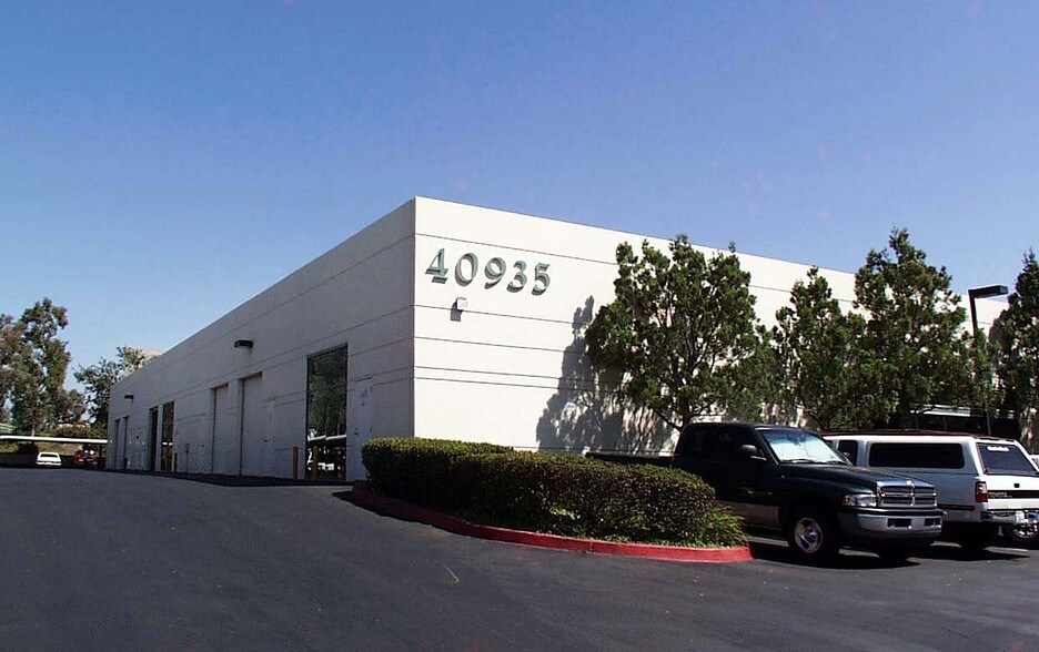 More Photos Of 40935 County Center Dr, Temecula Light Distribution For Lease