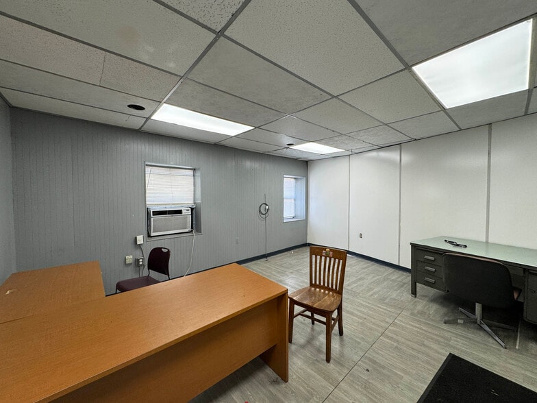 More Photos Of 1149 Watson St, Baltimore Warehouse For Sale