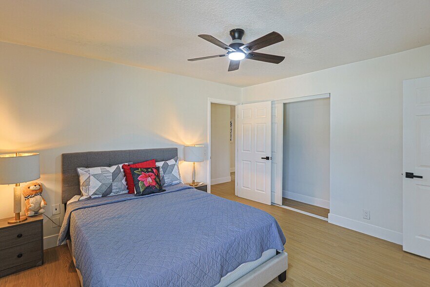 More Photos Of 17819 Bay St, Fountain Valley Specialty For Sale