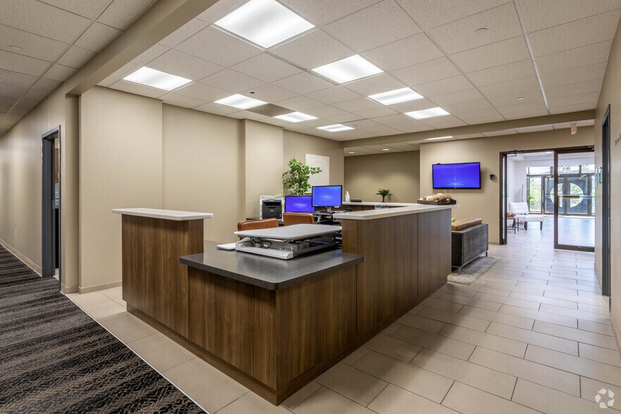 More Photos Of 4031 Colonel Glenn Hwy, Dayton Office For Sale