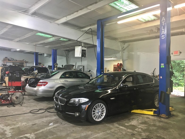 More Photos Of 3797 Lawrenceville Hwy, Tucker General Retail For Sale