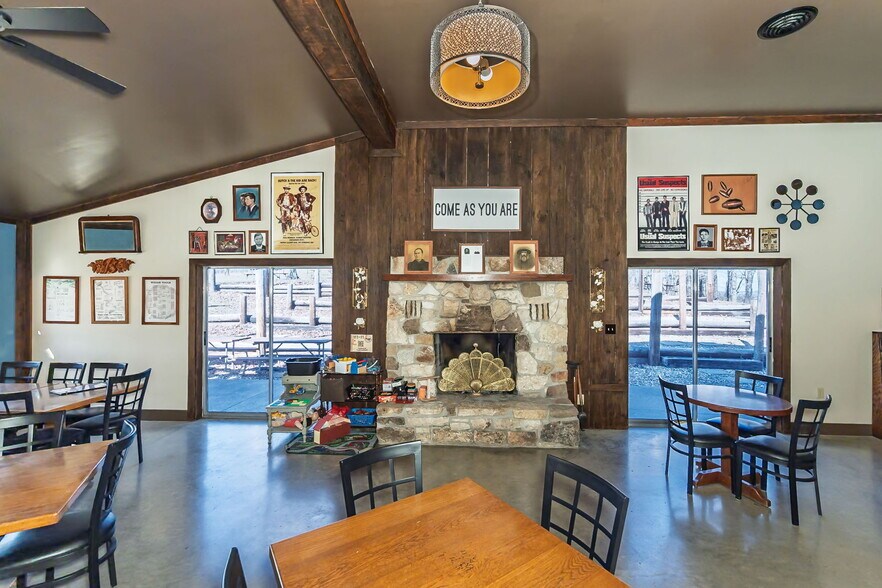 More Photos Of 3166 Highway B, Berger Winery Vineyard For Sale