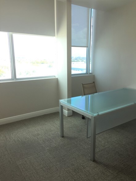 More Photos Of 2301 NW 87th Ave, Doral Office Residential For Lease