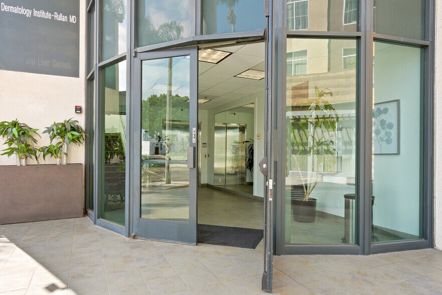 More Photos Of 256 Landis Ave, Chula Vista Medical For Lease