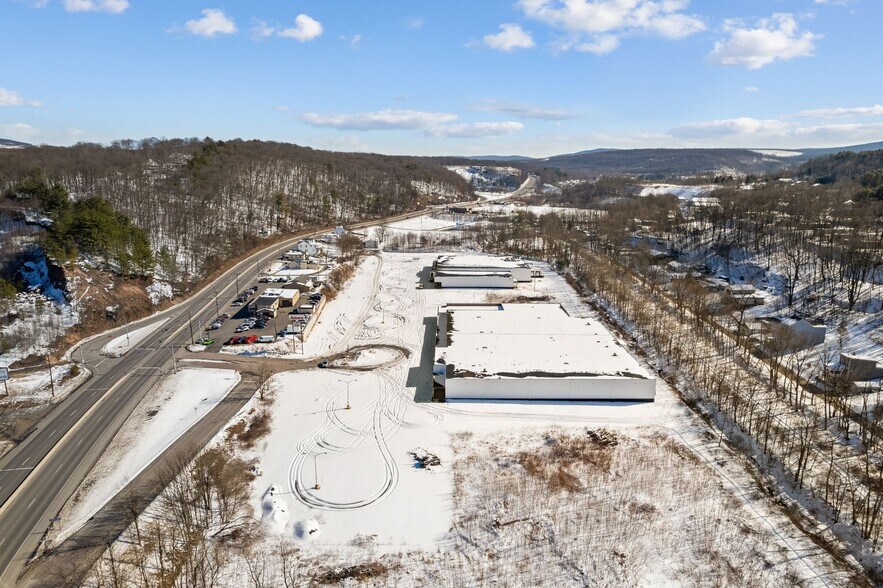 More Photos Of 8674 PA-61, Coal Township General Retail For Sale