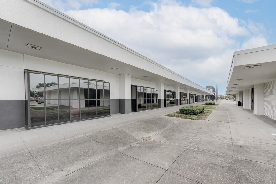 More Photos Of 5330 Griggs Rd, Houston Medical For Lease