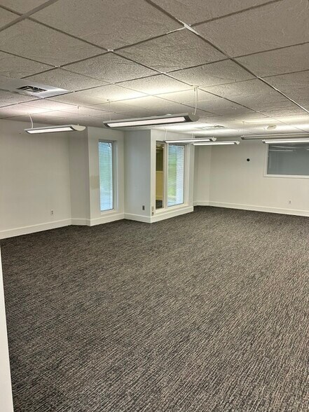 More Photos Of 656 Kreag Rd, Pittsford Office For Lease