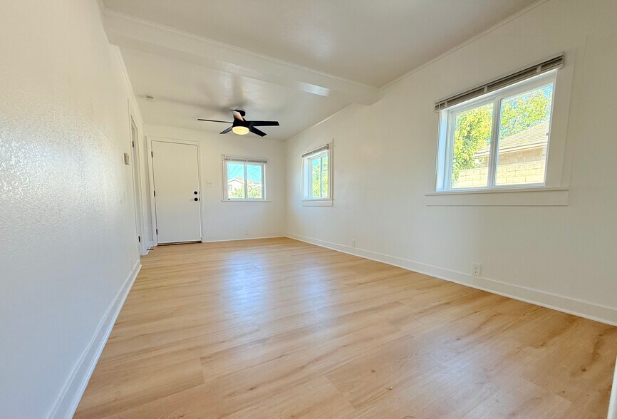 More Photos Of 132-138 W Ramona St, Ventura Apartments For Sale