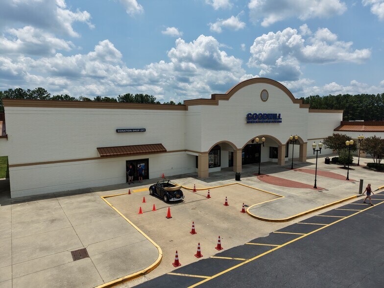 More Photos Of 2100 Riverside Pky, Lawrenceville Unknown For Lease