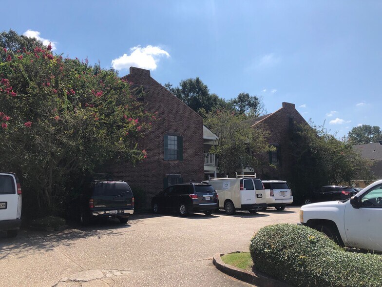 More Photos Of 5637 Superior Dr, Baton Rouge Office For Lease