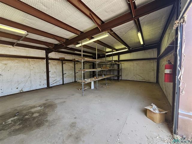 More Photos Of 107 S 14th St, Artesia Showroom For Sale