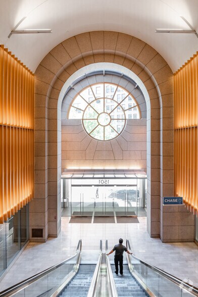 More Photos Of 1501 4th Ave, Seattle Office For Lease