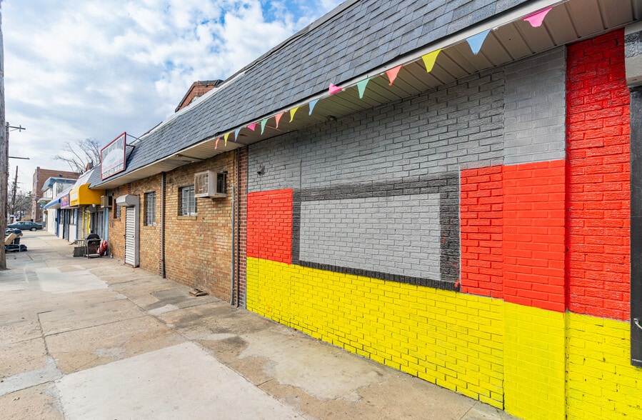 More Photos Of 972 18th Ave, Newark Storefront For Sale