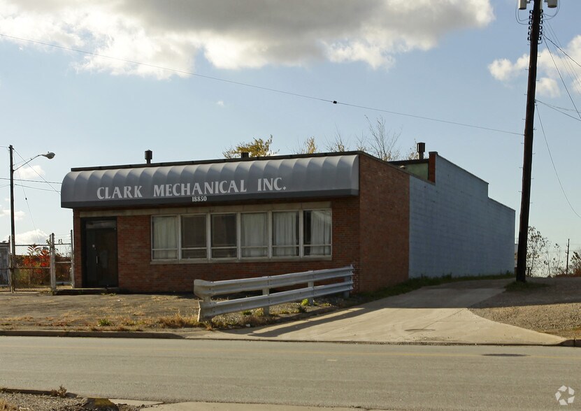 More Photos Of 18850 Miles Rd, Warrensville Heights Industrial For Sale