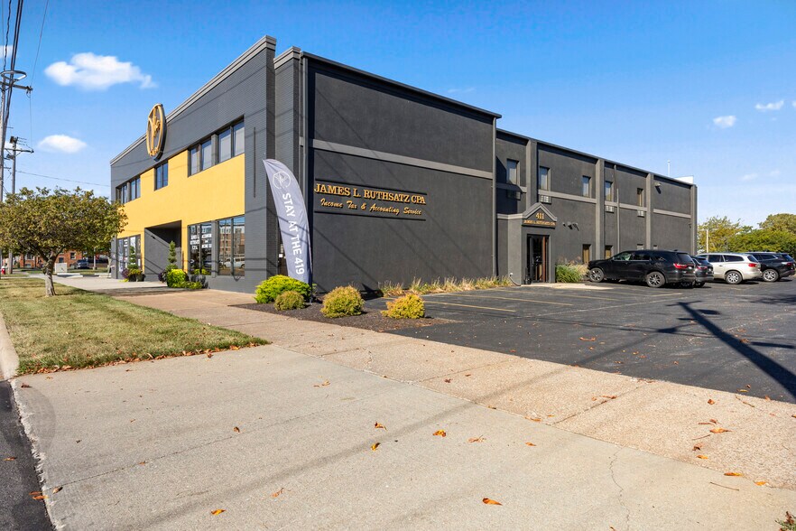 More Photos Of 419 E Market St, Sandusky Hotel For Sale