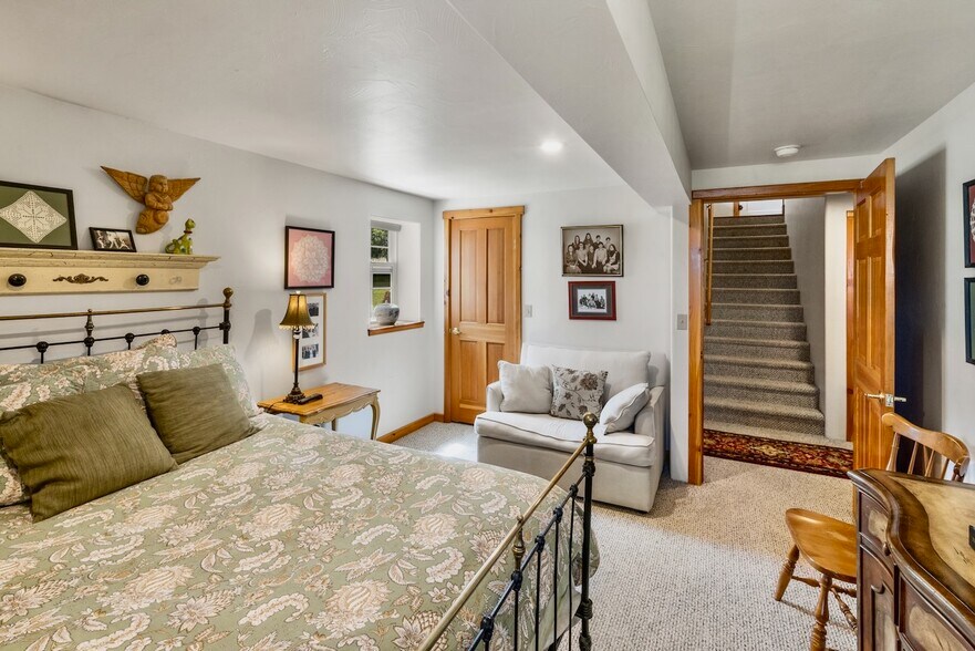 More Photos Of 76413 Gallatin Road, Gallatin Gateway Land For Sale