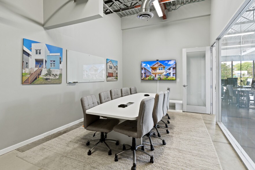 More Photos Of 2301 E Riverside Dr, Austin Unknown For Lease