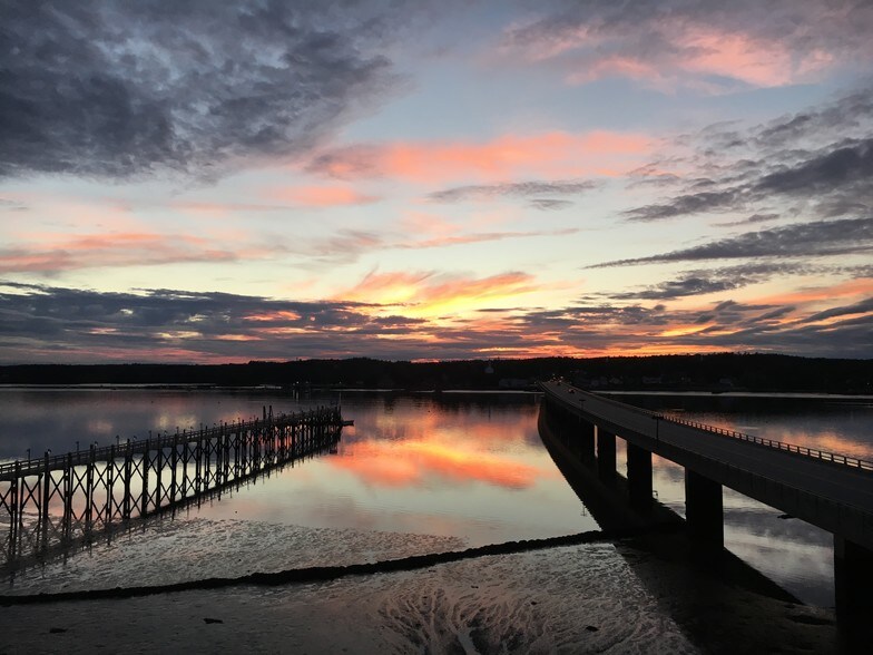 More Photos Of 306 Eddy Rd, Edgecomb Restaurant For Sale