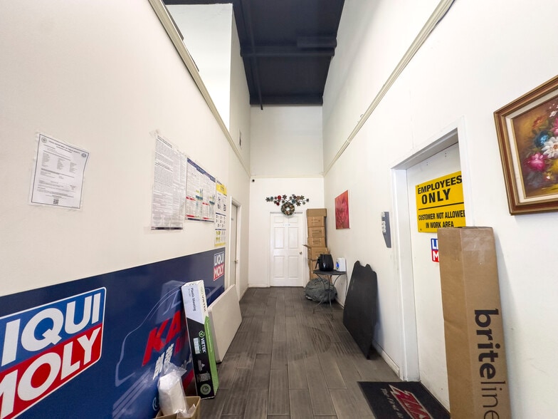 More Photos Of 17306 Alief Clodine Rd, Richmond Auto Repair For Sale
