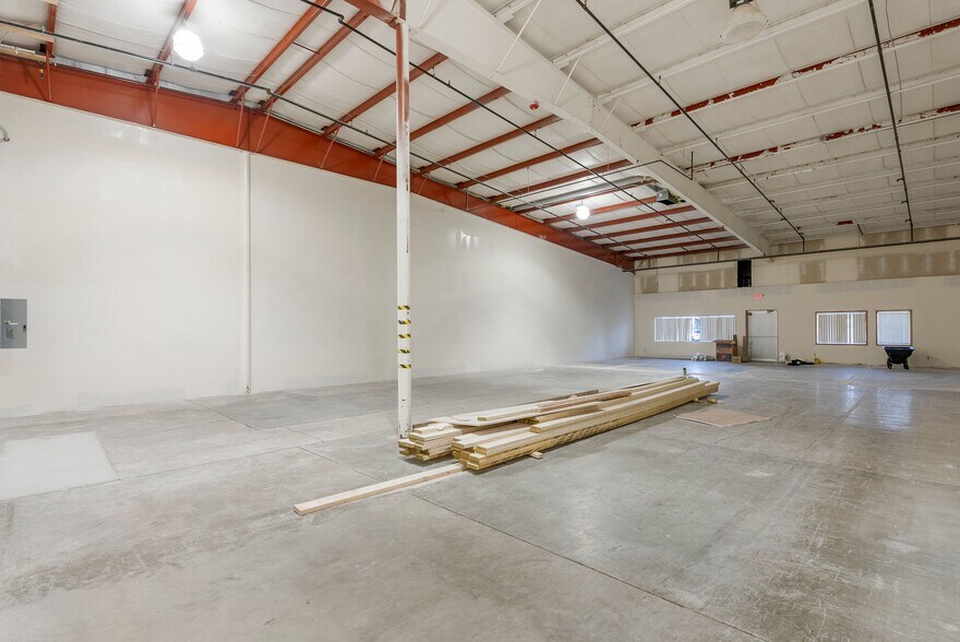 More Photos Of 11300 U.S. 93 S, Lolo General Retail For Sale