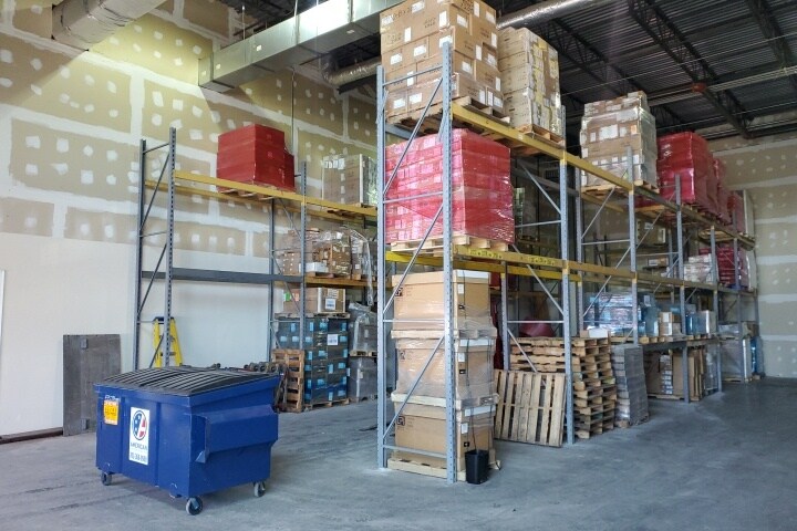 More Photos Of 11850 Livingston Rd, Manassas Warehouse For Lease