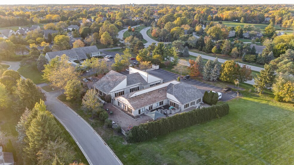 More Photos Of 5900-5920 Cromdale Dr, Dublin Daycare Center For Sale